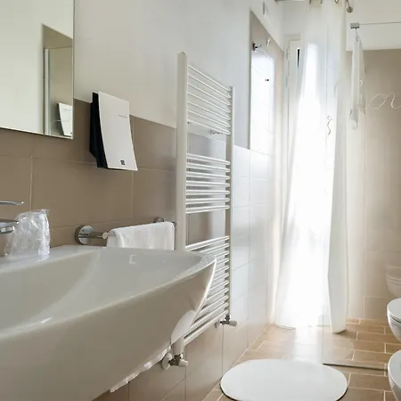 Hotel Vele Storiche Pisane 2*